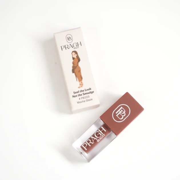 Mocha Glaze – Coffee-Toned Glossy Lipstick | Pragh Beauty